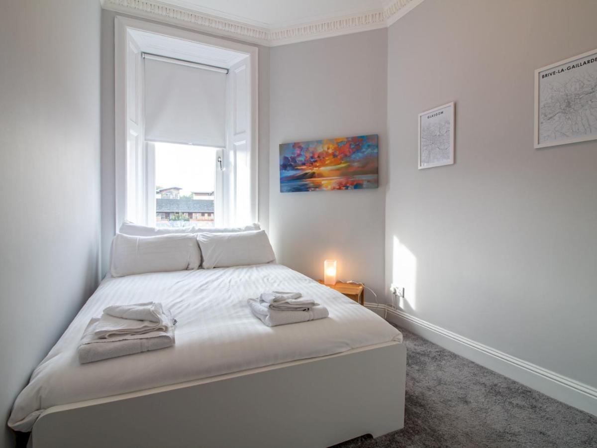 Modern 1Br Apartment In Heart Of West End Glasgow Bagian luar foto