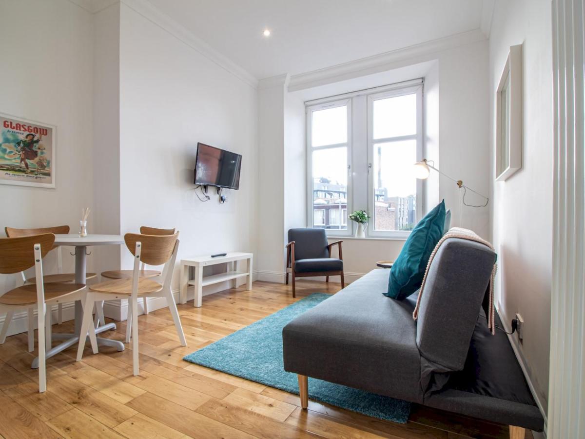 Modern 1Br Apartment In Heart Of West End Glasgow Bagian luar foto